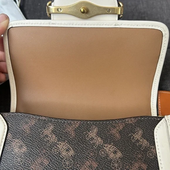 Coach Hero Crossbody - Picture 9 of 14